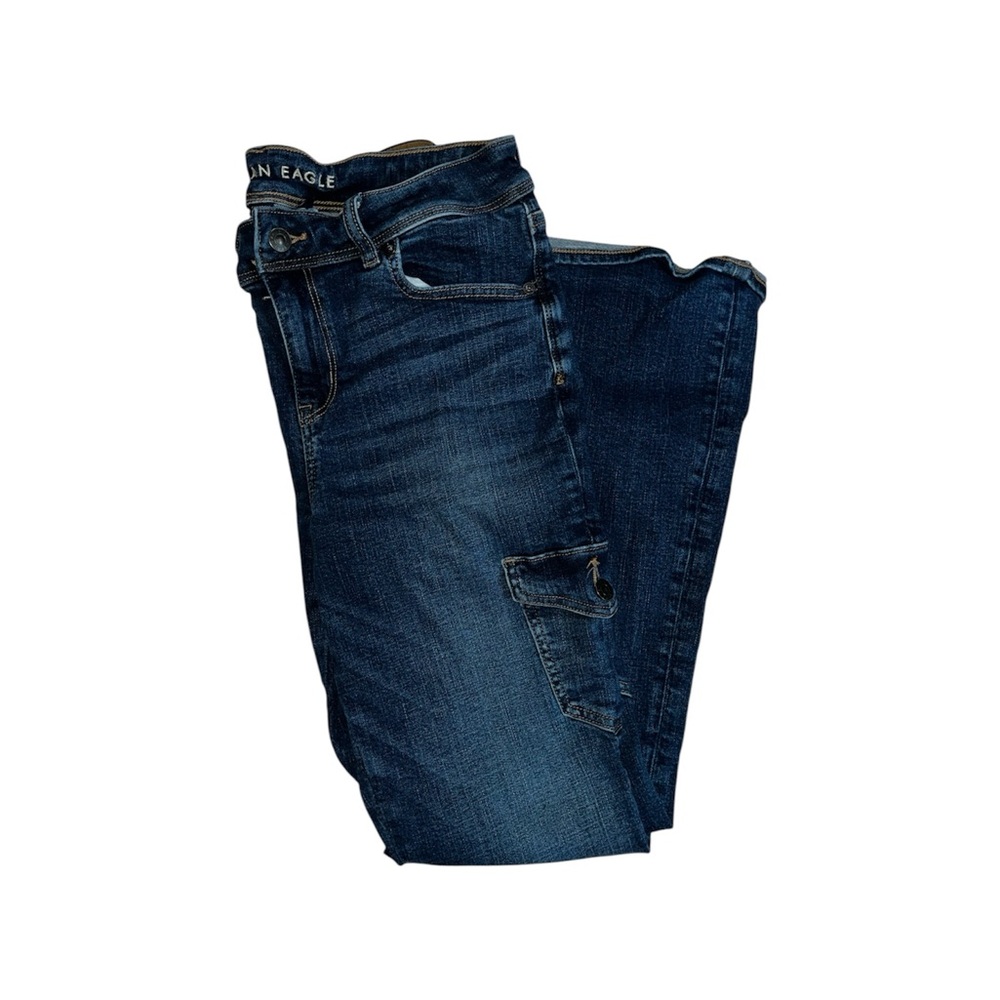 American Eagle Womens Flared Dark Wash Jeans, Size 10 Short.